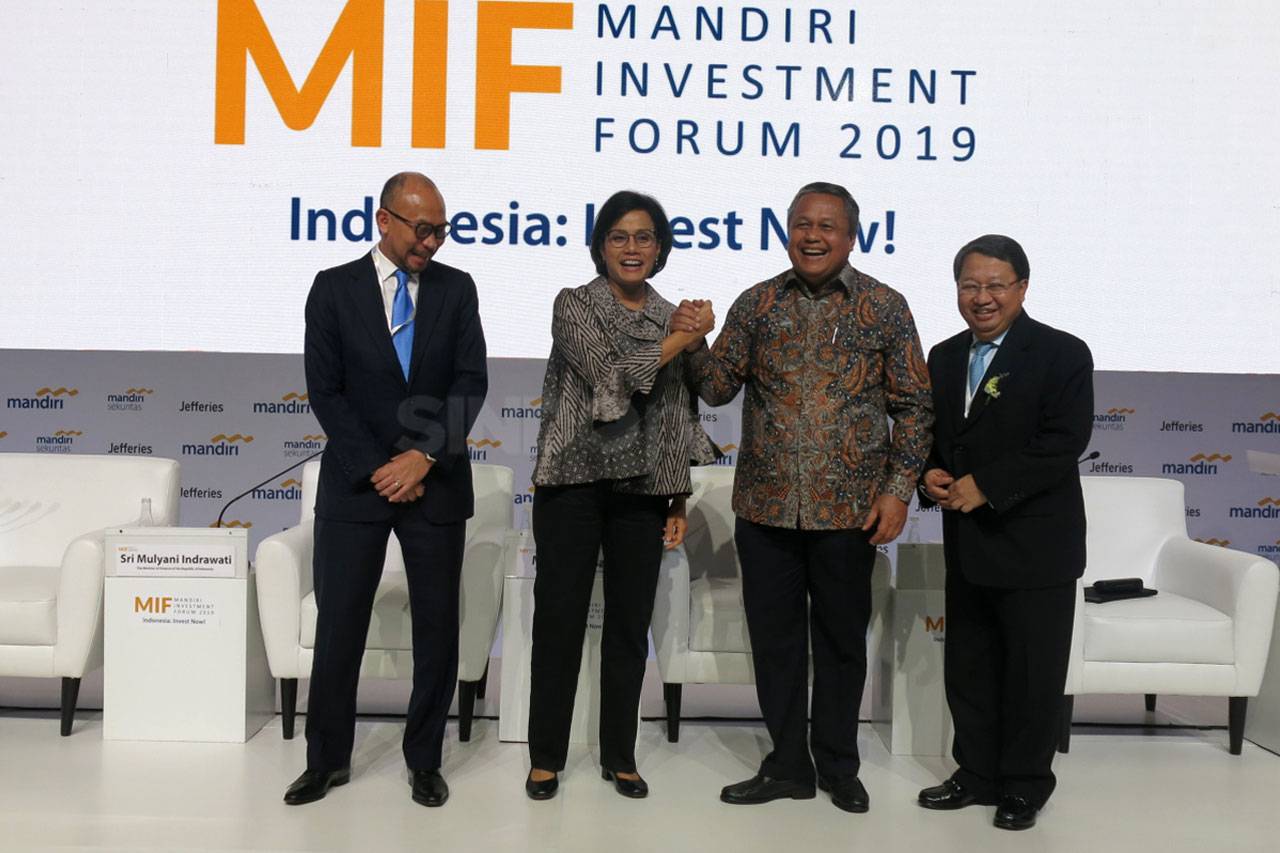 Menkeu Hadiri Pembukaan...