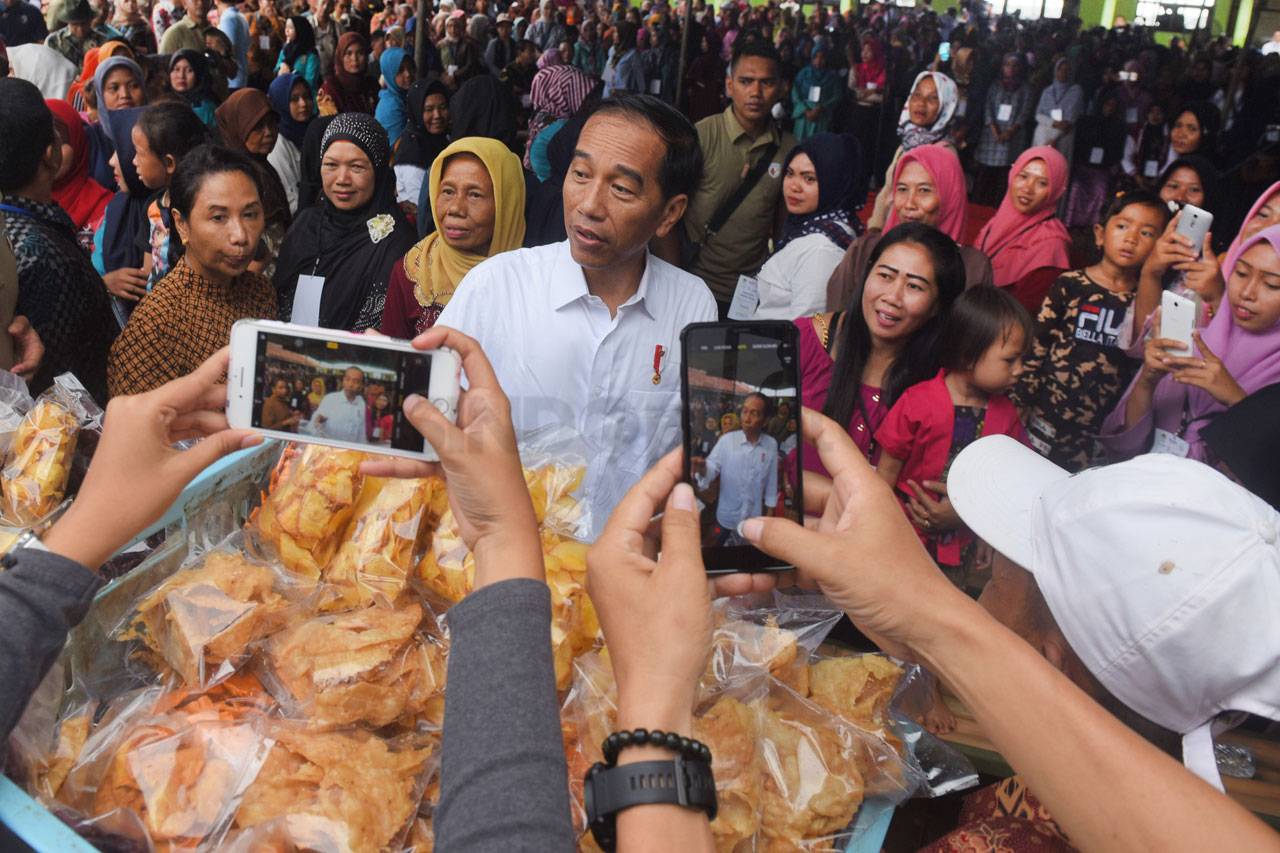Presiden Jokowi Panen...