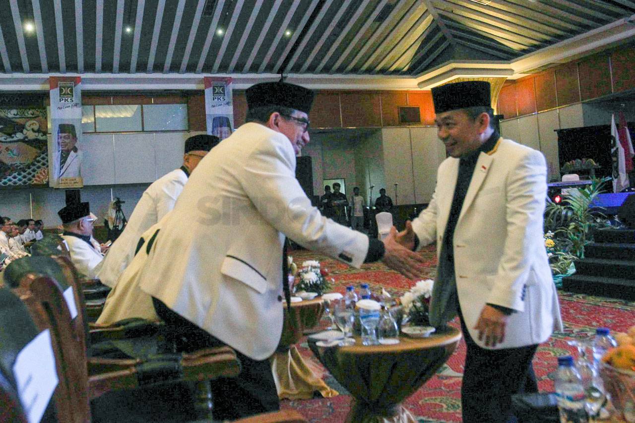 PKS Gelar Konsolidasi...