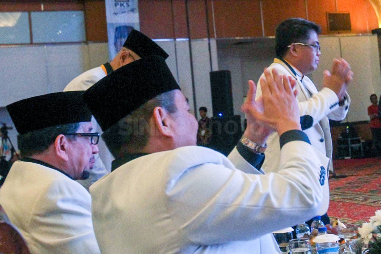 PKS Gelar Konsolidasi...