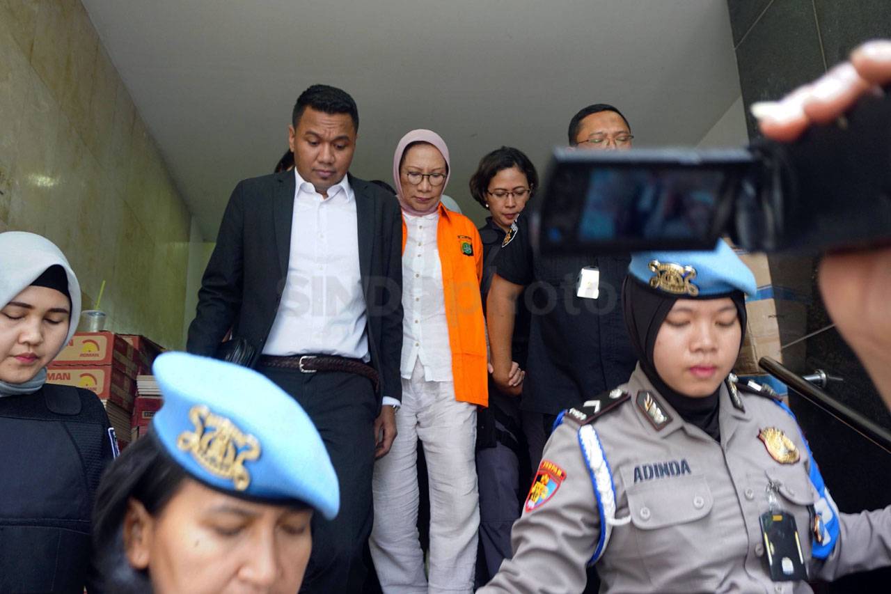 Berkas Perkara Ratna...