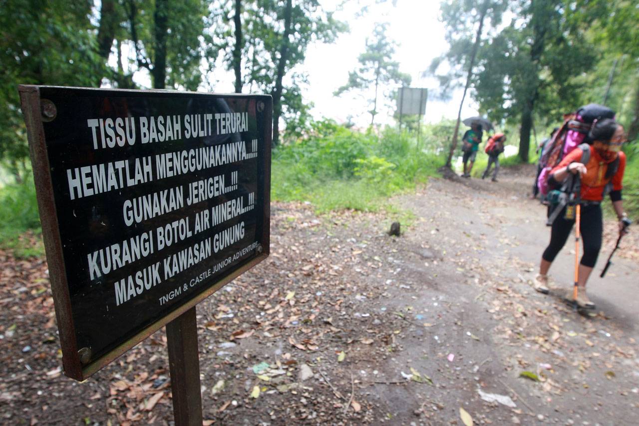 Menikmati Keindahan...
