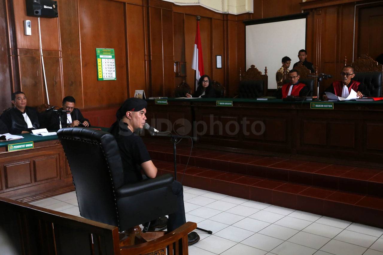 Ahmad Dhani Jalani Sidang...