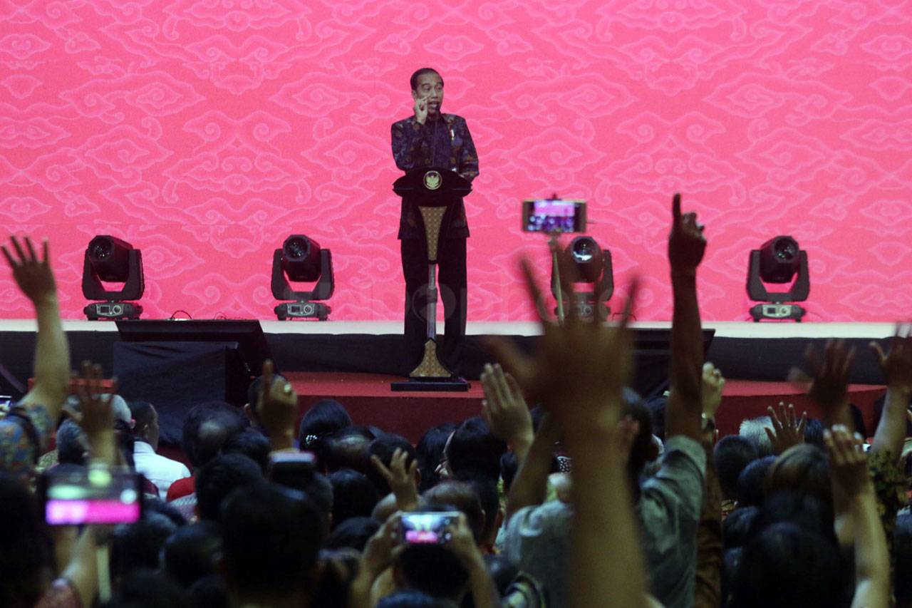 Presiden Jokowi Hadiri...