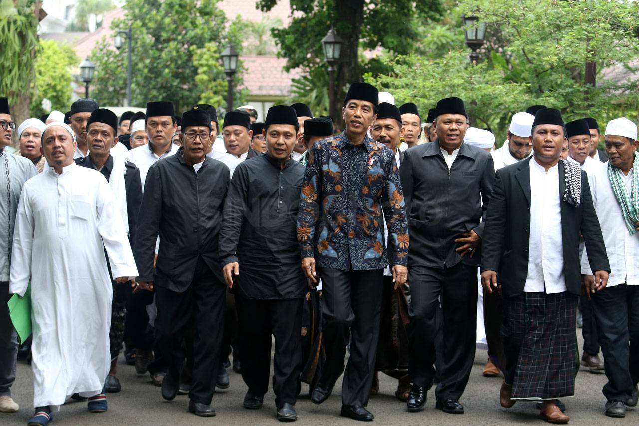 Presiden Jokowi Bersilaturahmi...