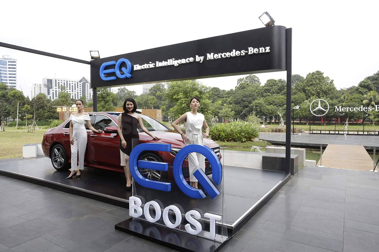Mercedes-Benz Gelar...