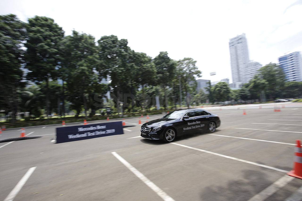 Mercedes-Benz Gelar...