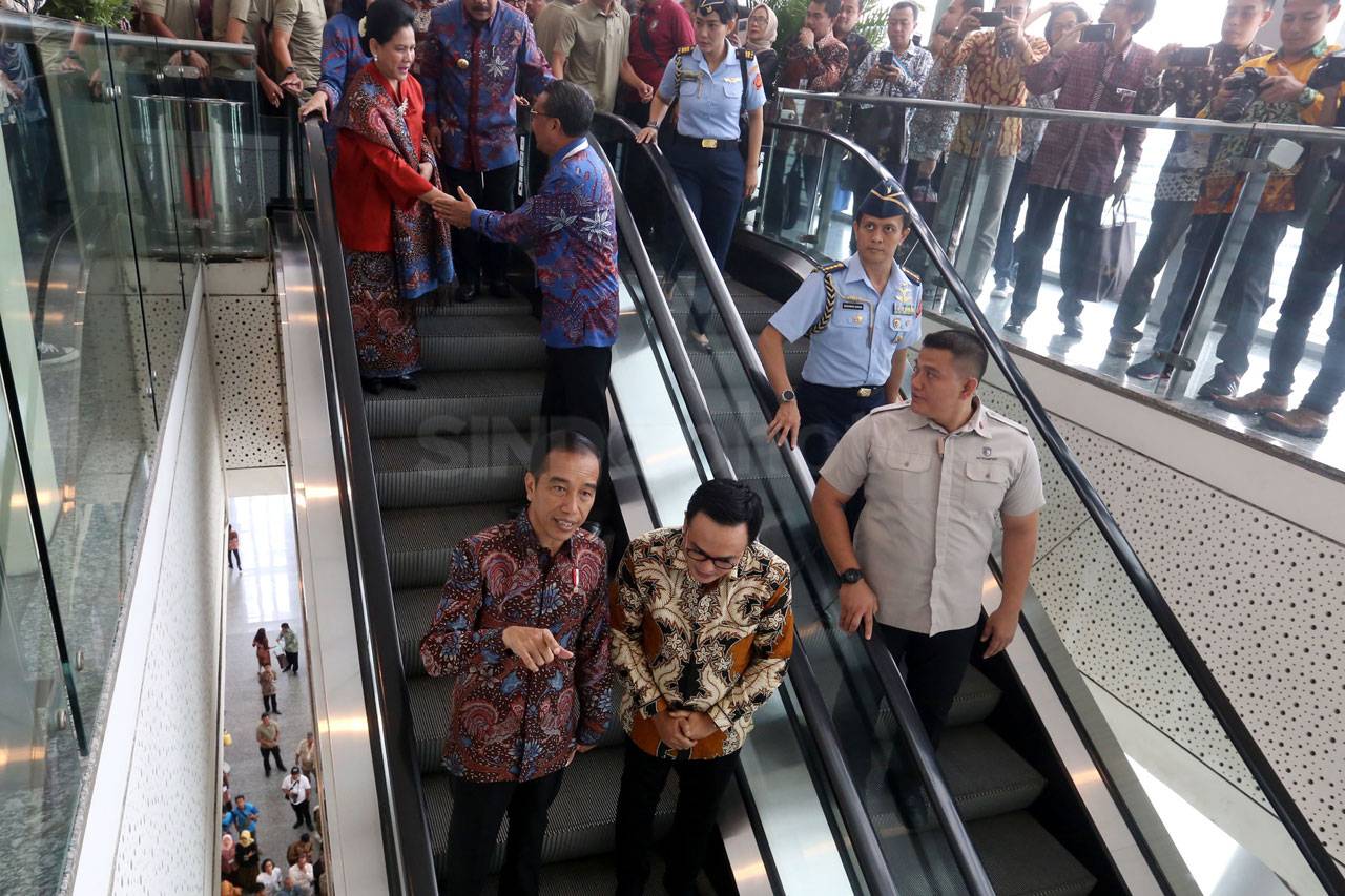 Presiden Jokowi Dapat...