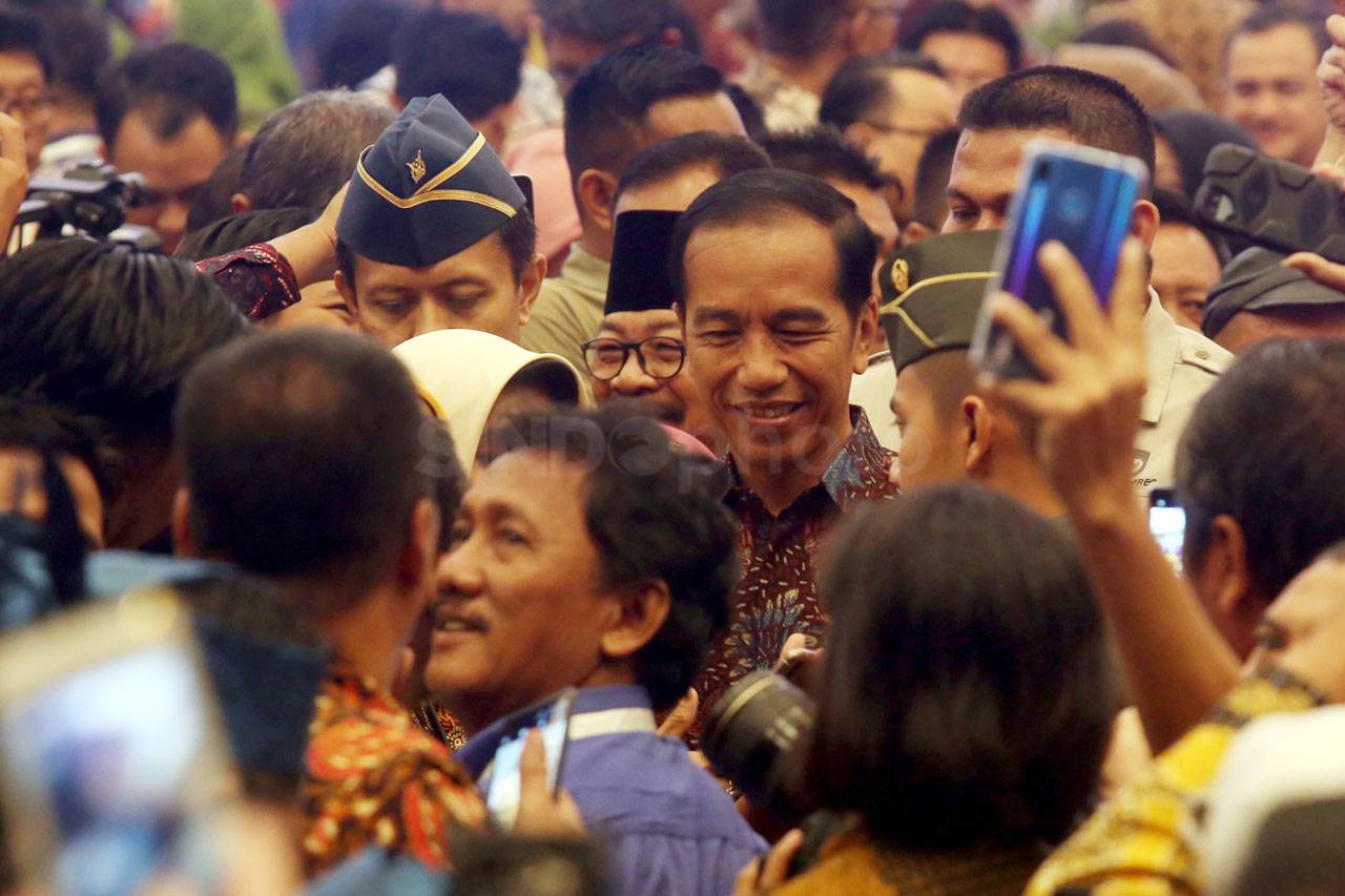 Presiden Jokowi Dapat...