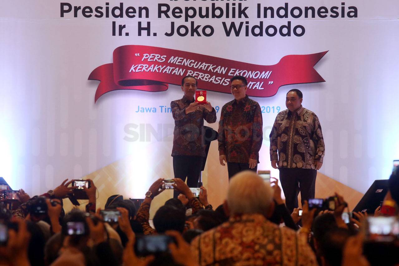 Presiden Jokowi Dapat...