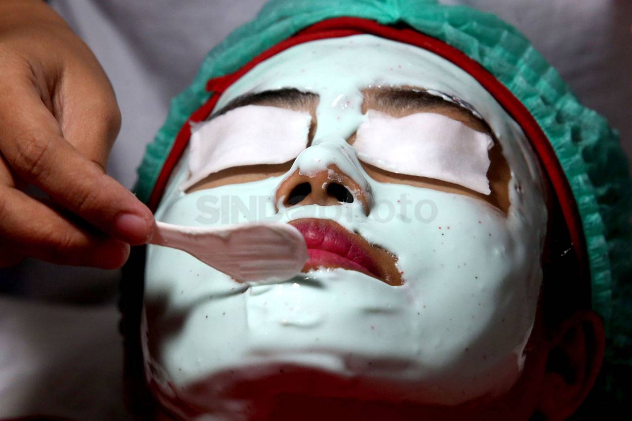 Gloskin, Ajak Wanita...