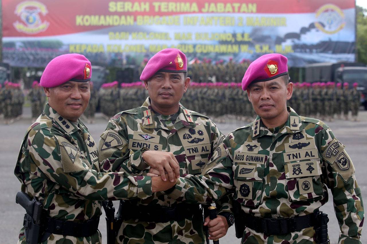 Kolonel Marinir Agus...