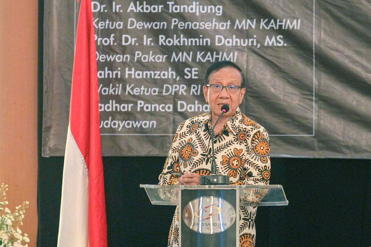 Diskusi Publik: Eksaminasi...