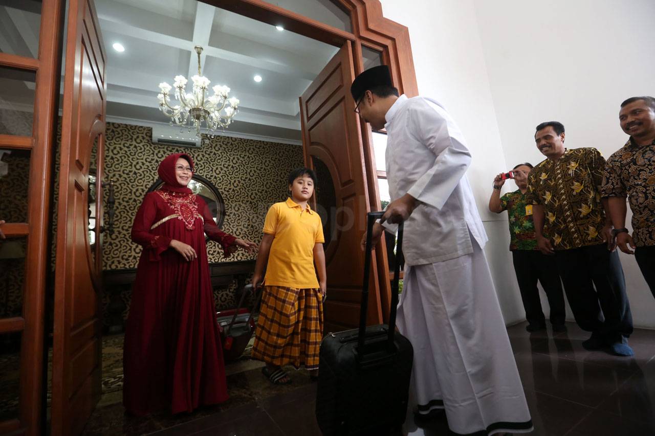 Purna Tugas Sebagai...