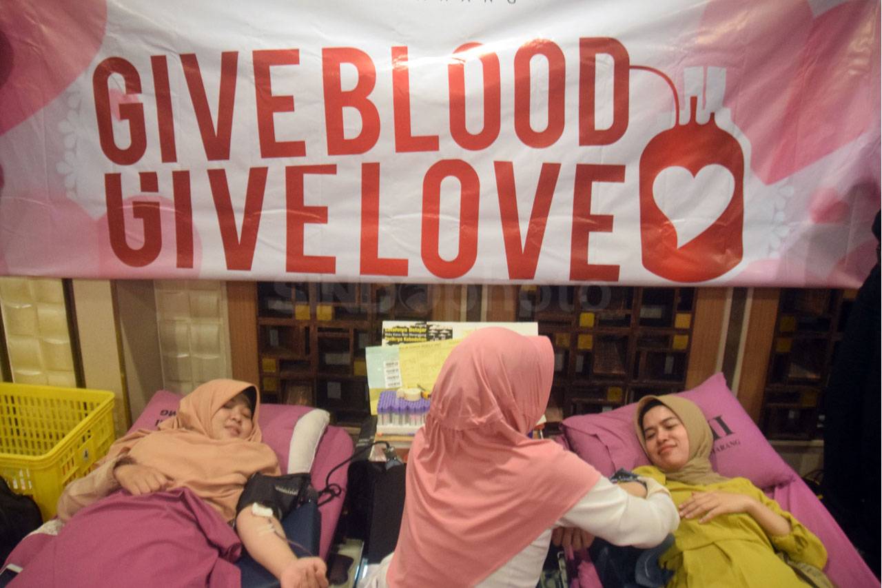Donor Darah Hari Kasih...