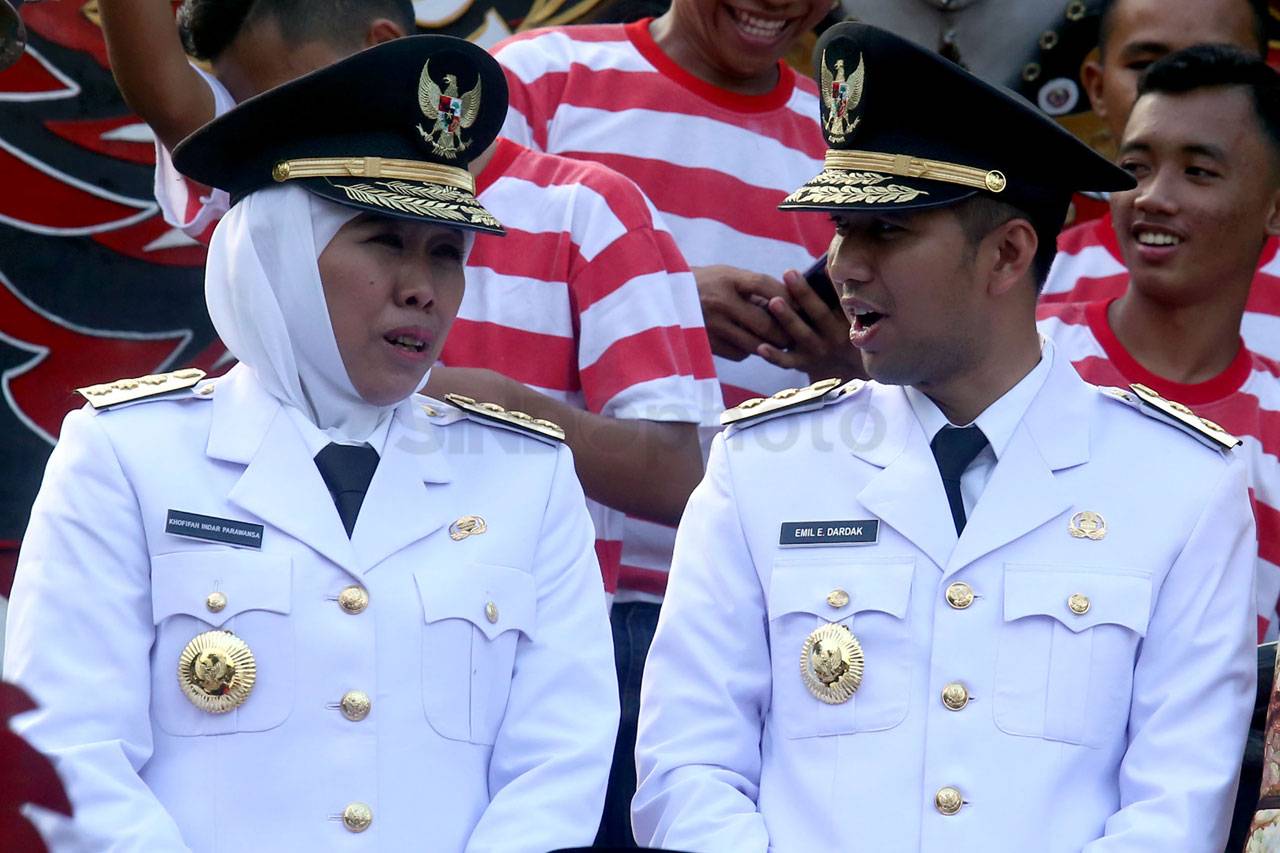 Menuju Grahadi, Khofifah-Emil...