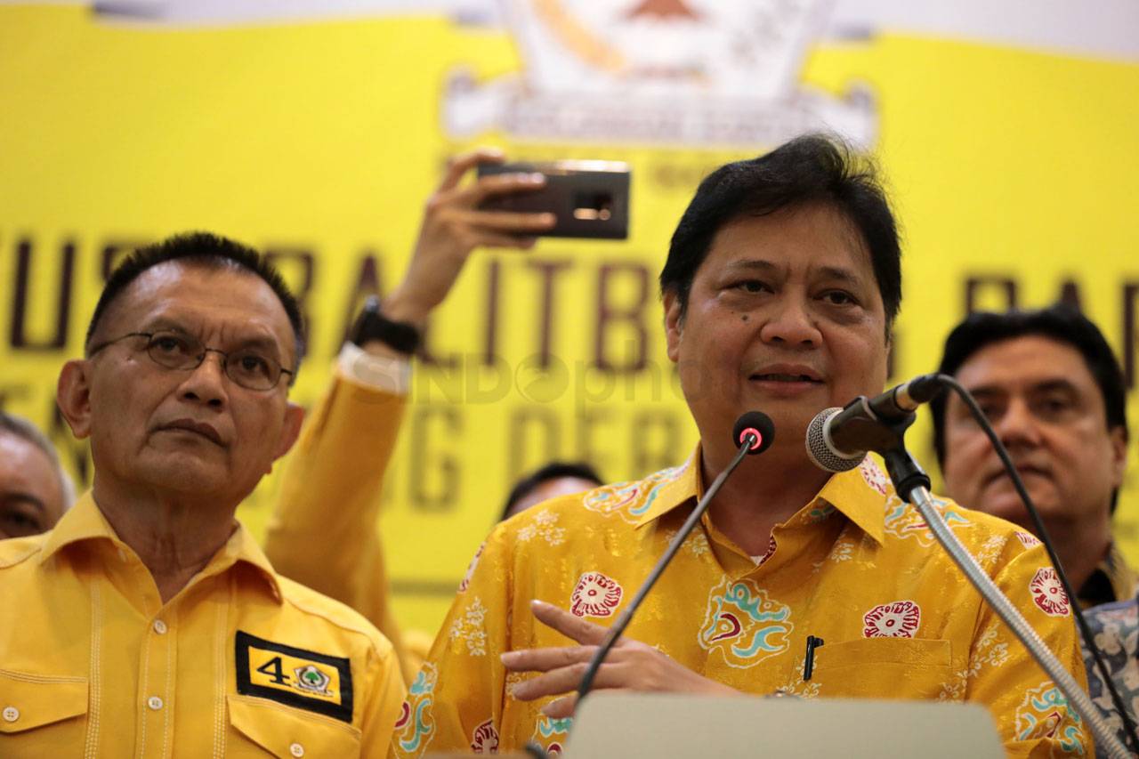 Jelang Debat Capres,...