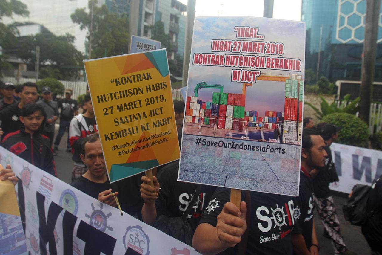 Tolak Perusahaan Asing,...