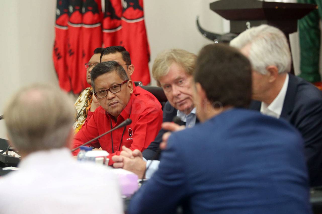 PDI Perjuangan Terima...