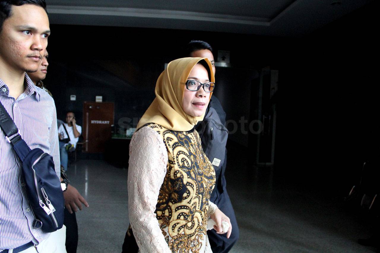 Eni Maulani Saragih...