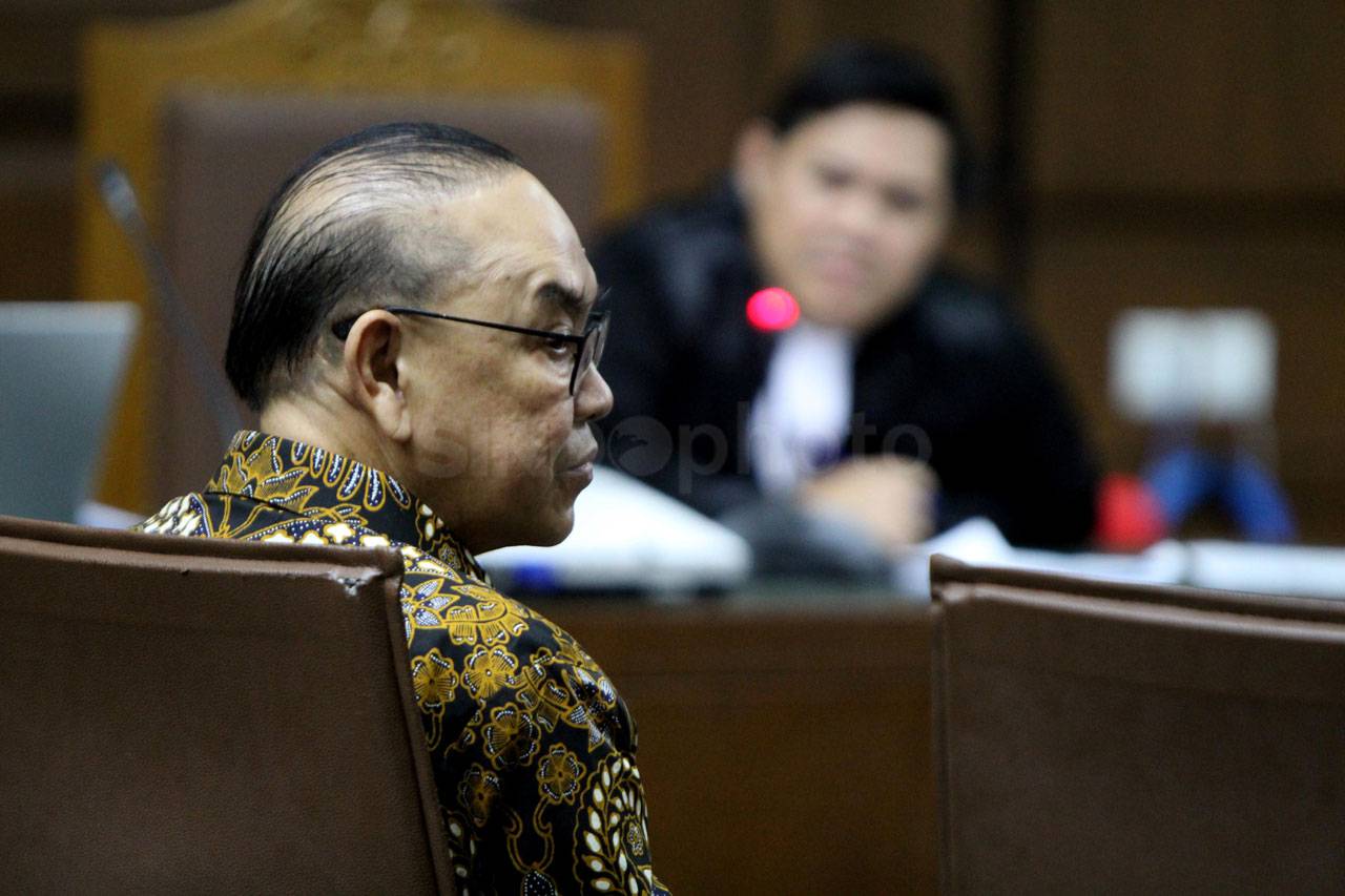 Setnov Bersaksi dalam...