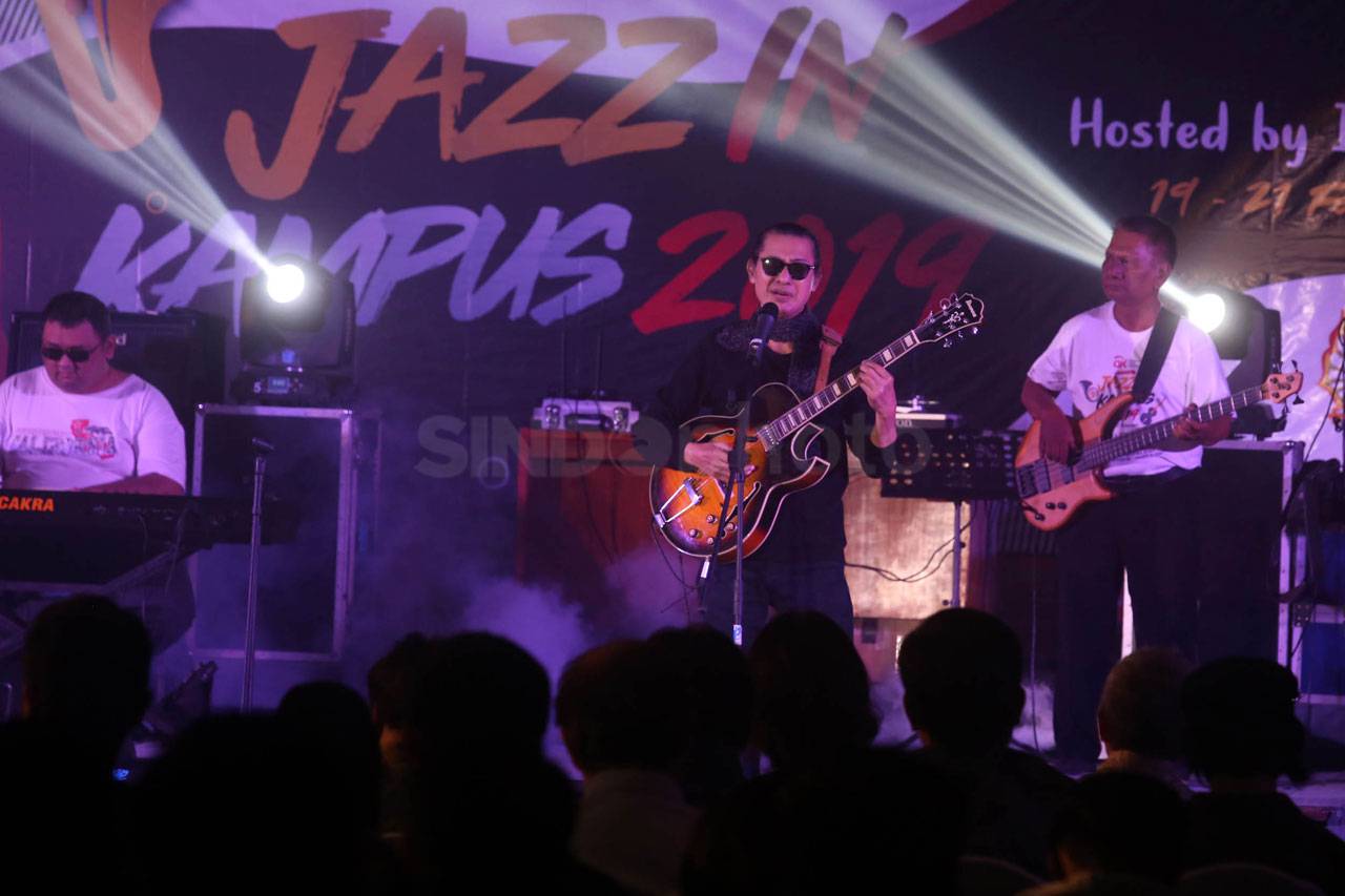 Gandeng Musisi Jazz,...