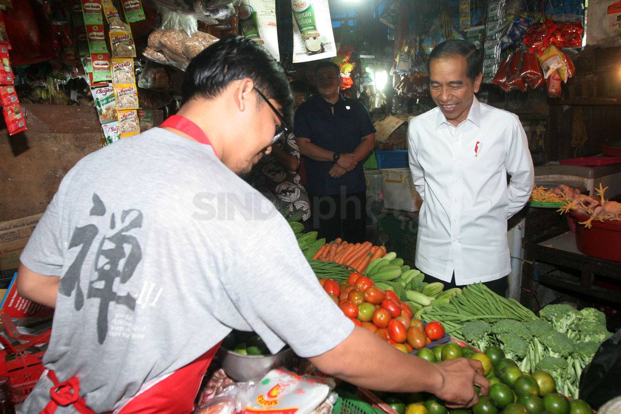Presiden Jokowi Kunjungi...