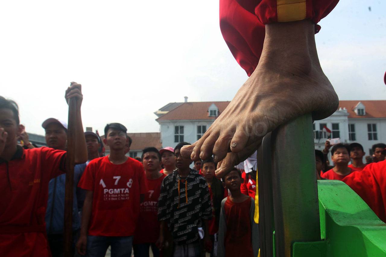 Aksi Para Tatung Dalam...