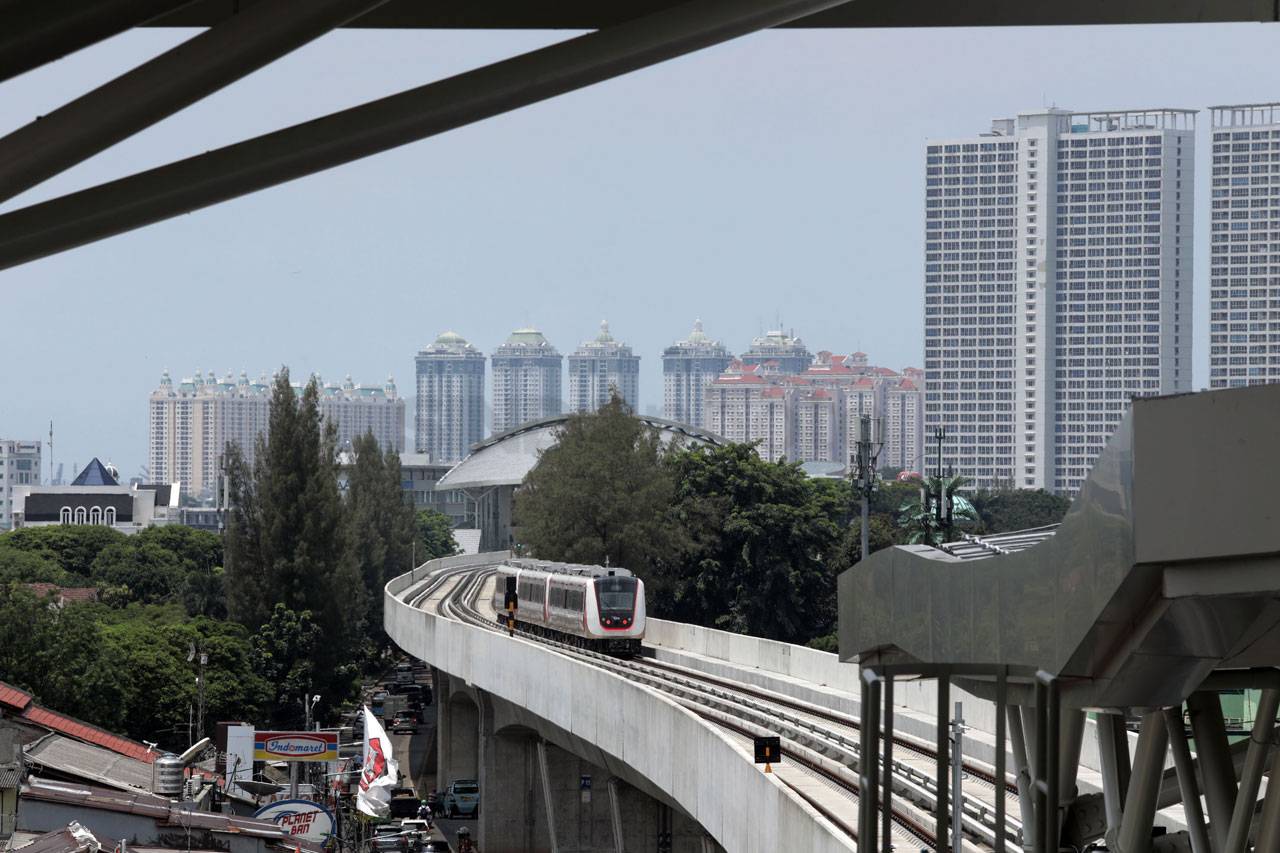 LRT Jakarta Siap Beroperasi...
