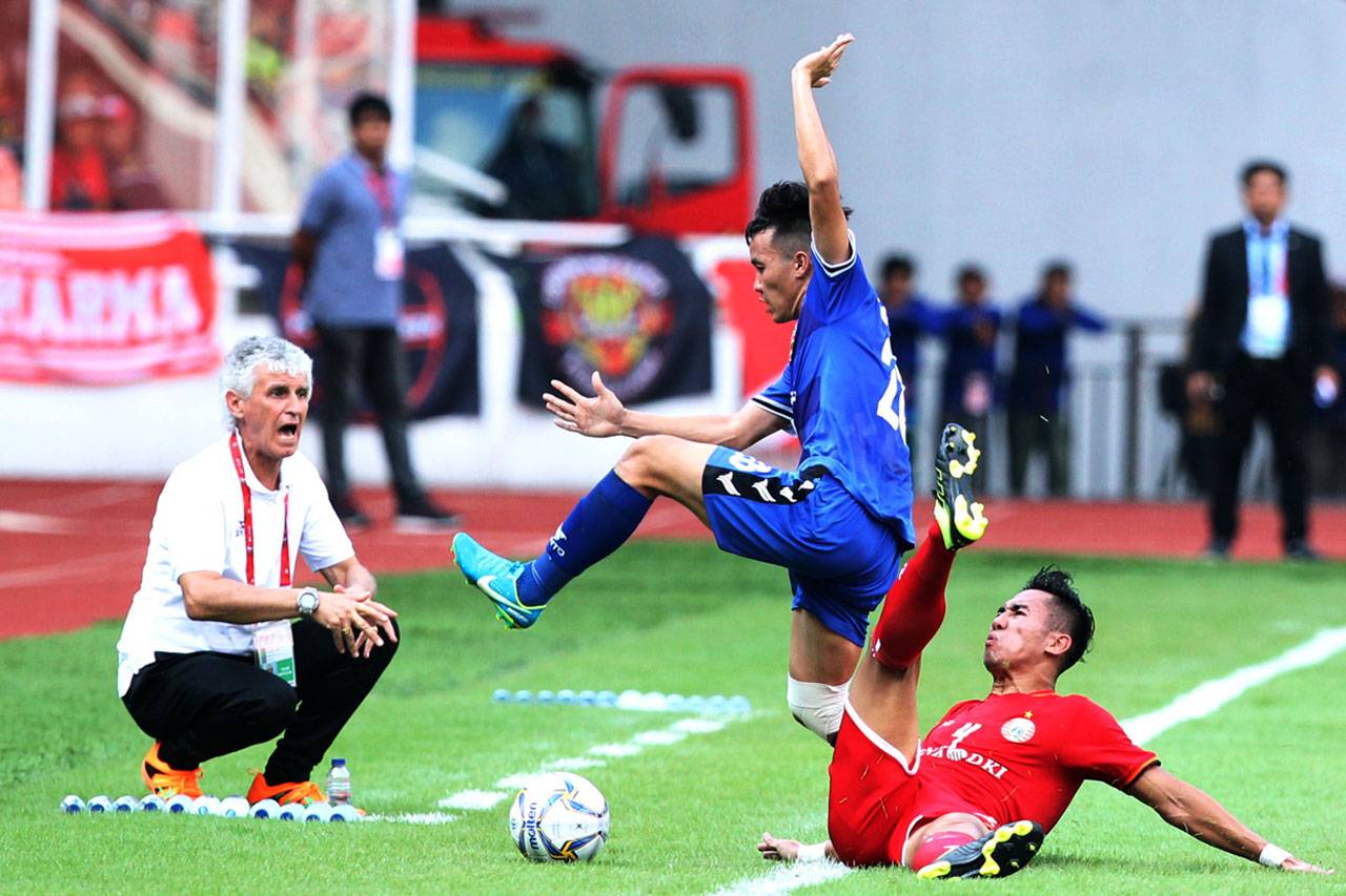 Persija Jakarta Ditahan...