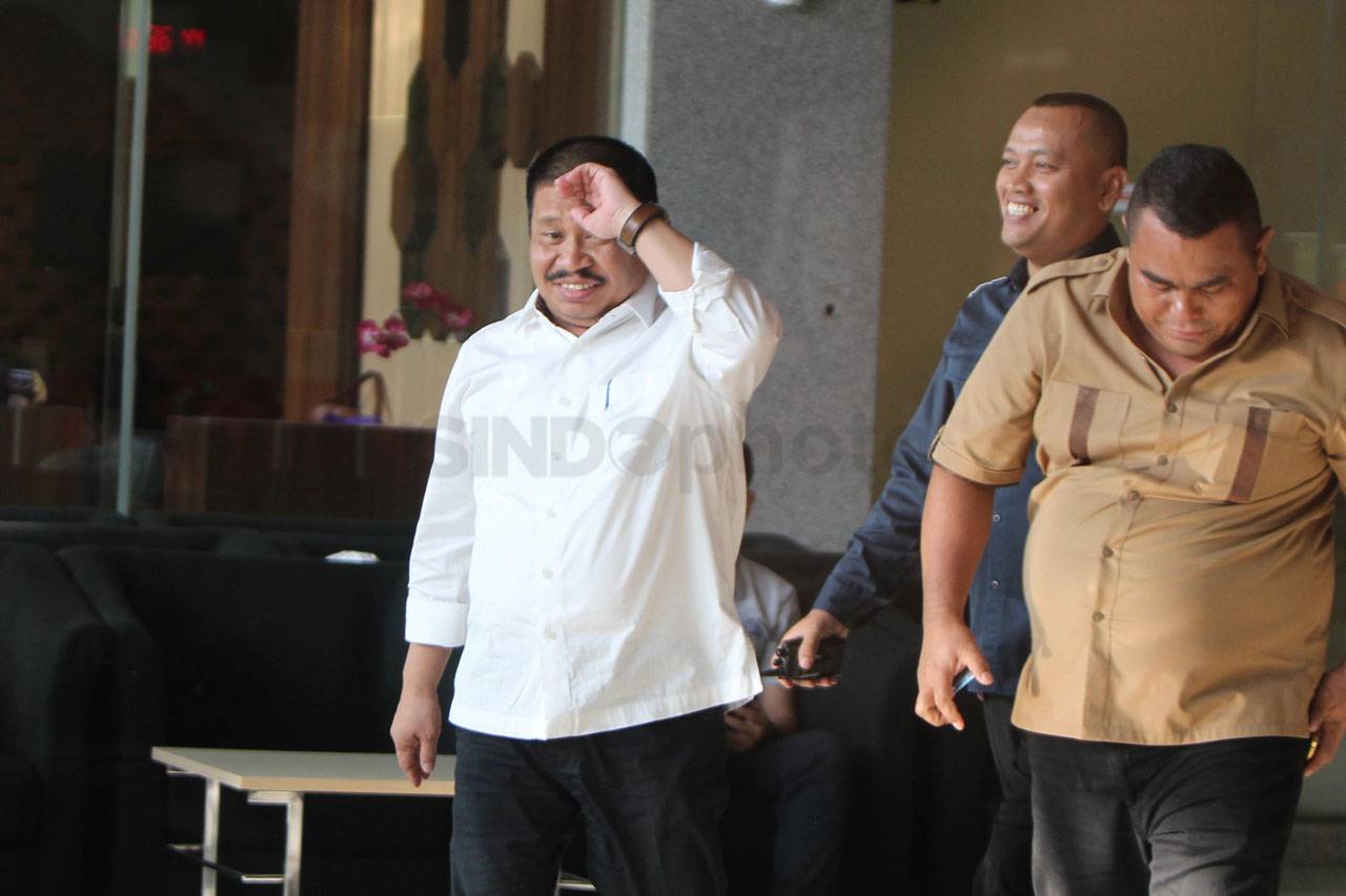 KPK Periksa Bupati Bengkalis...