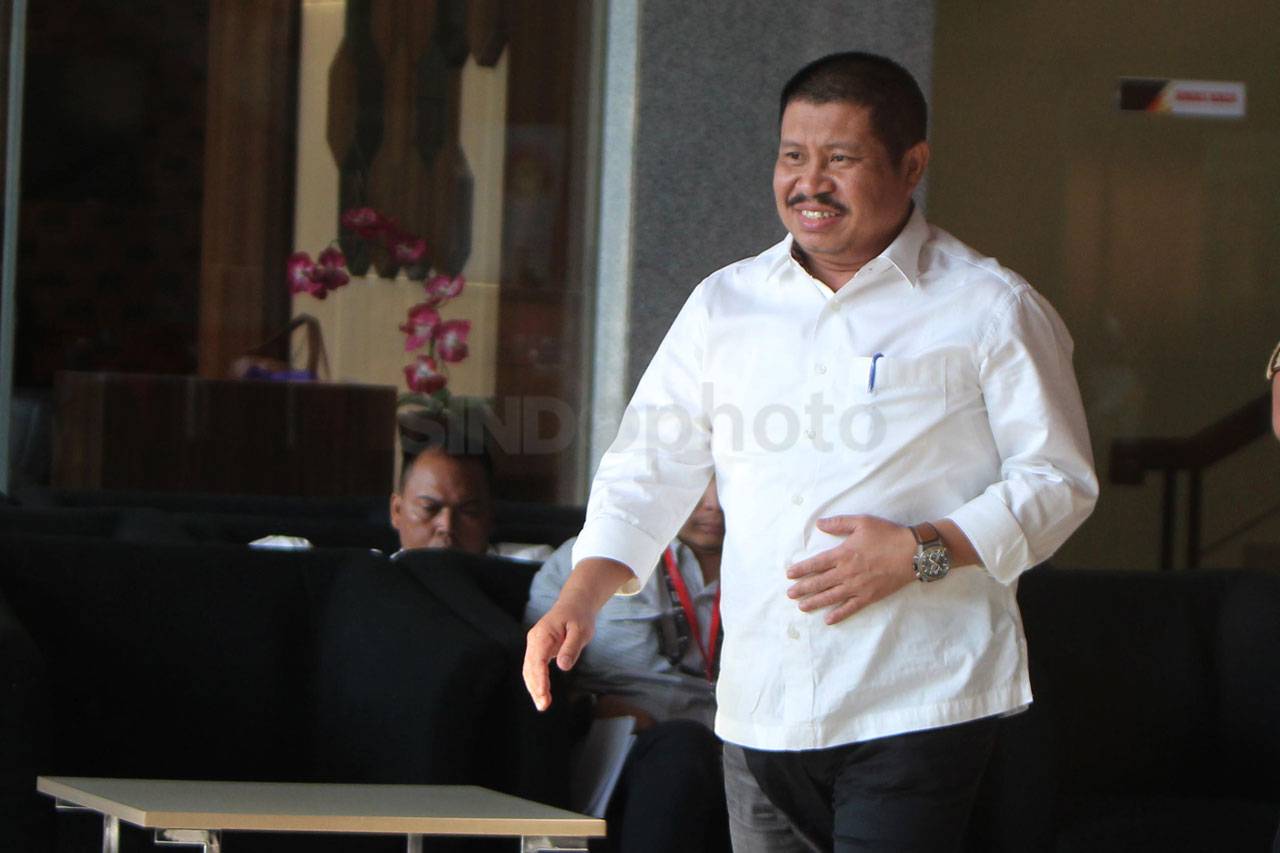 KPK Periksa Bupati Bengkalis...