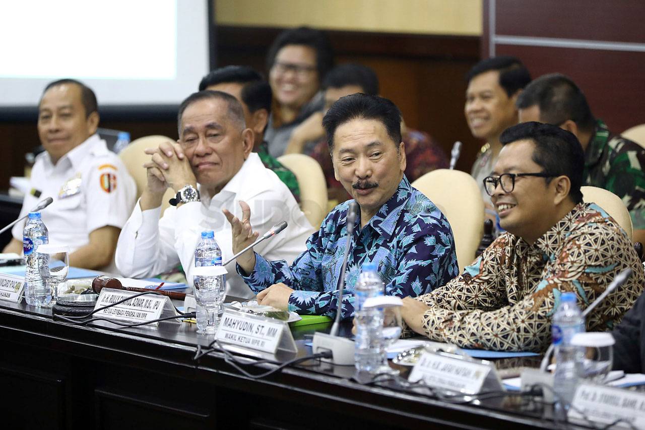 Lembaga Pengkajian MPR...
