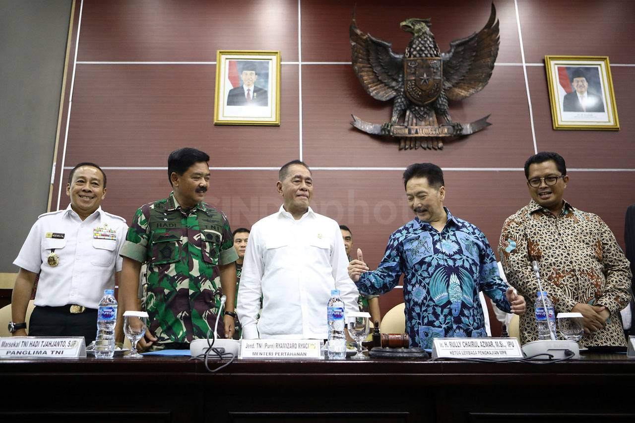 Lembaga Pengkajian MPR...