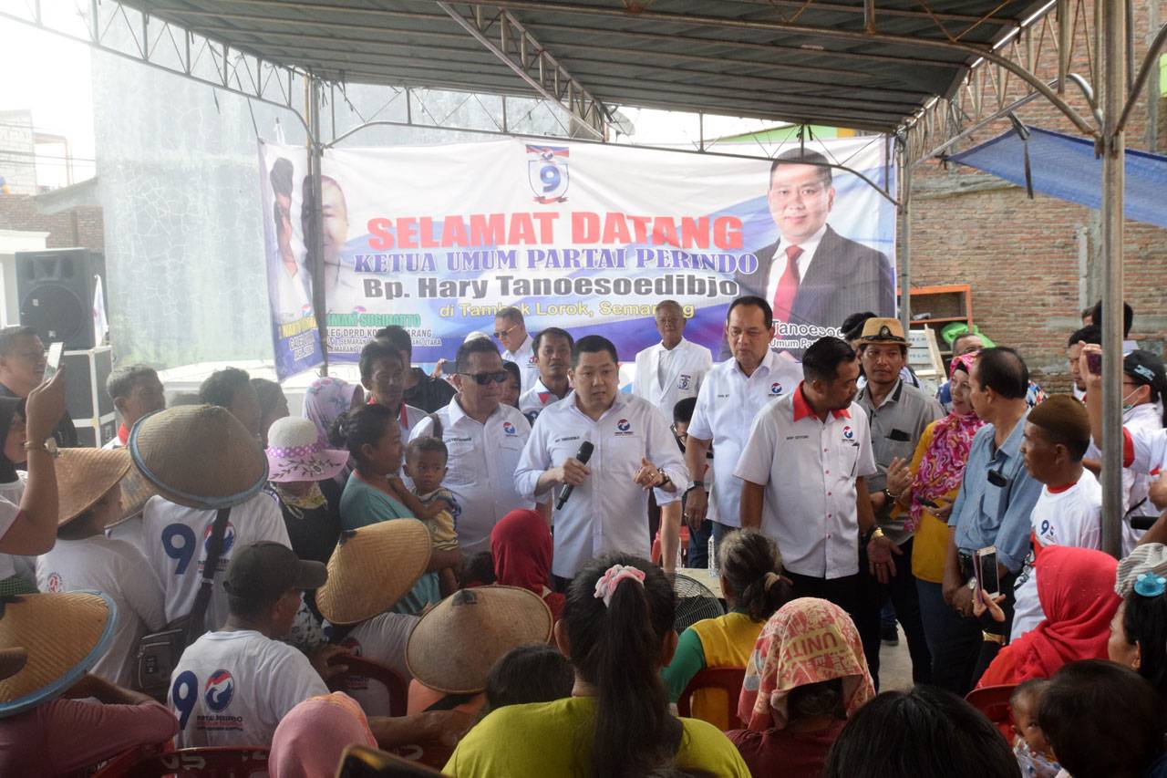 HT Sambangi Masyarakat...