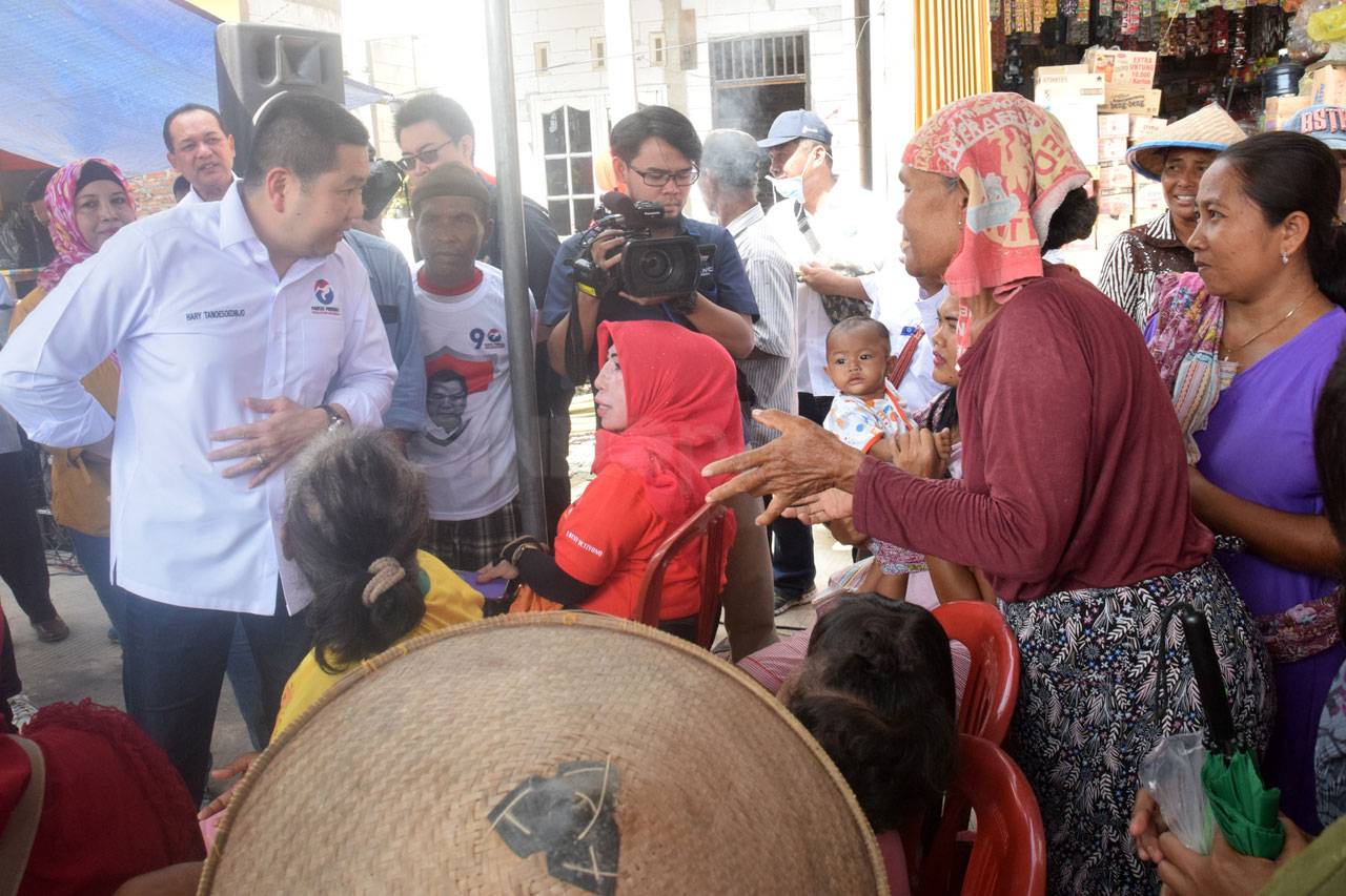 HT Sambangi Masyarakat...