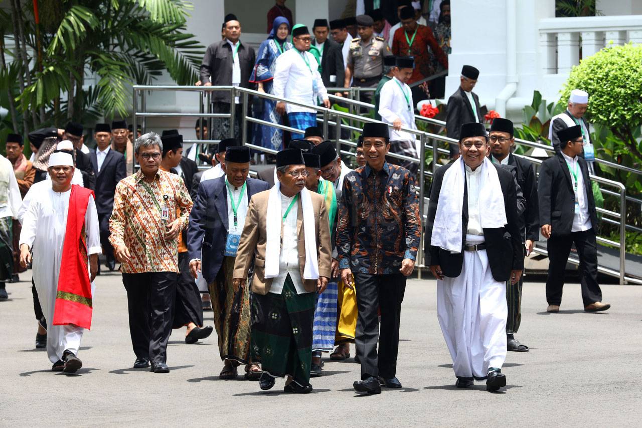 Presiden Jokowi Silaturahmi...