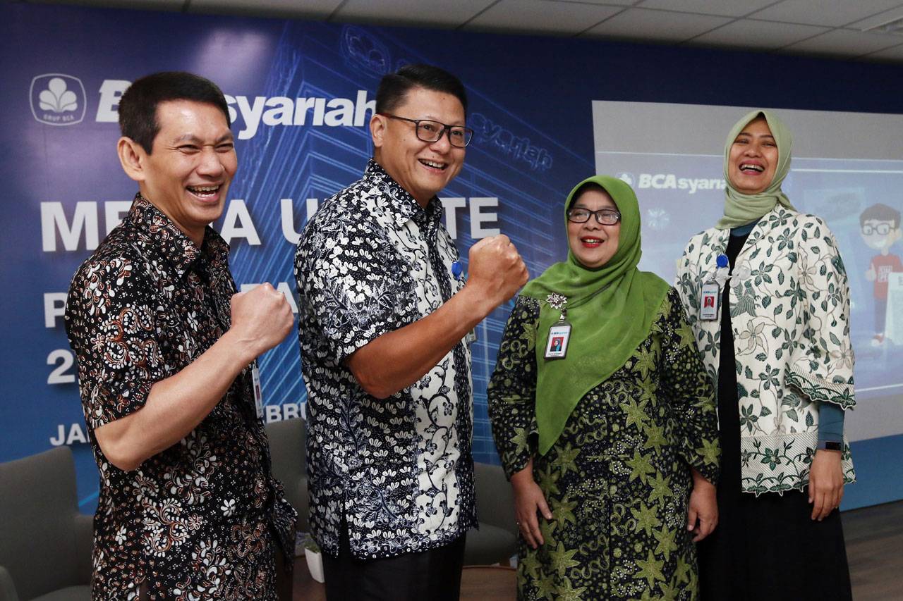 Laba BCA Syariah Meningkat...