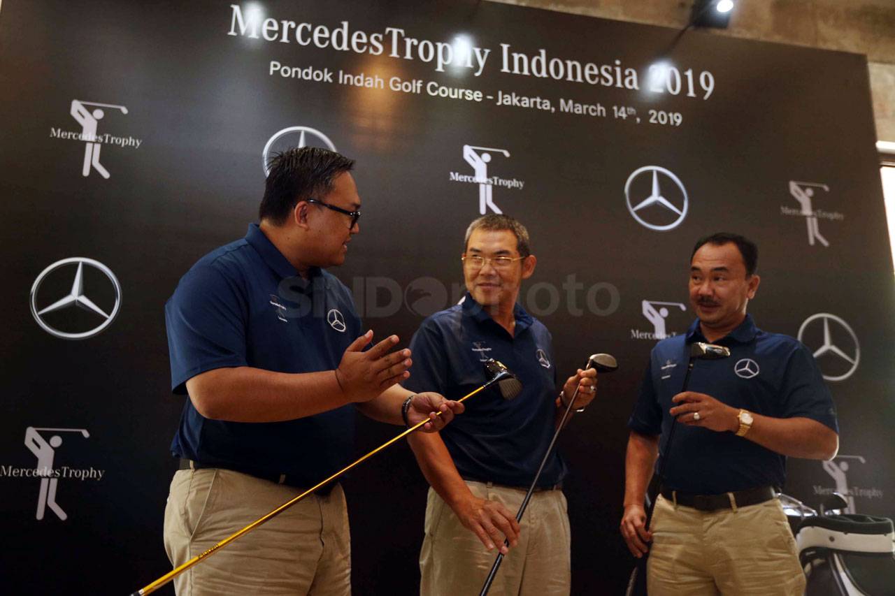Kejuaraan Golf Mercedes...