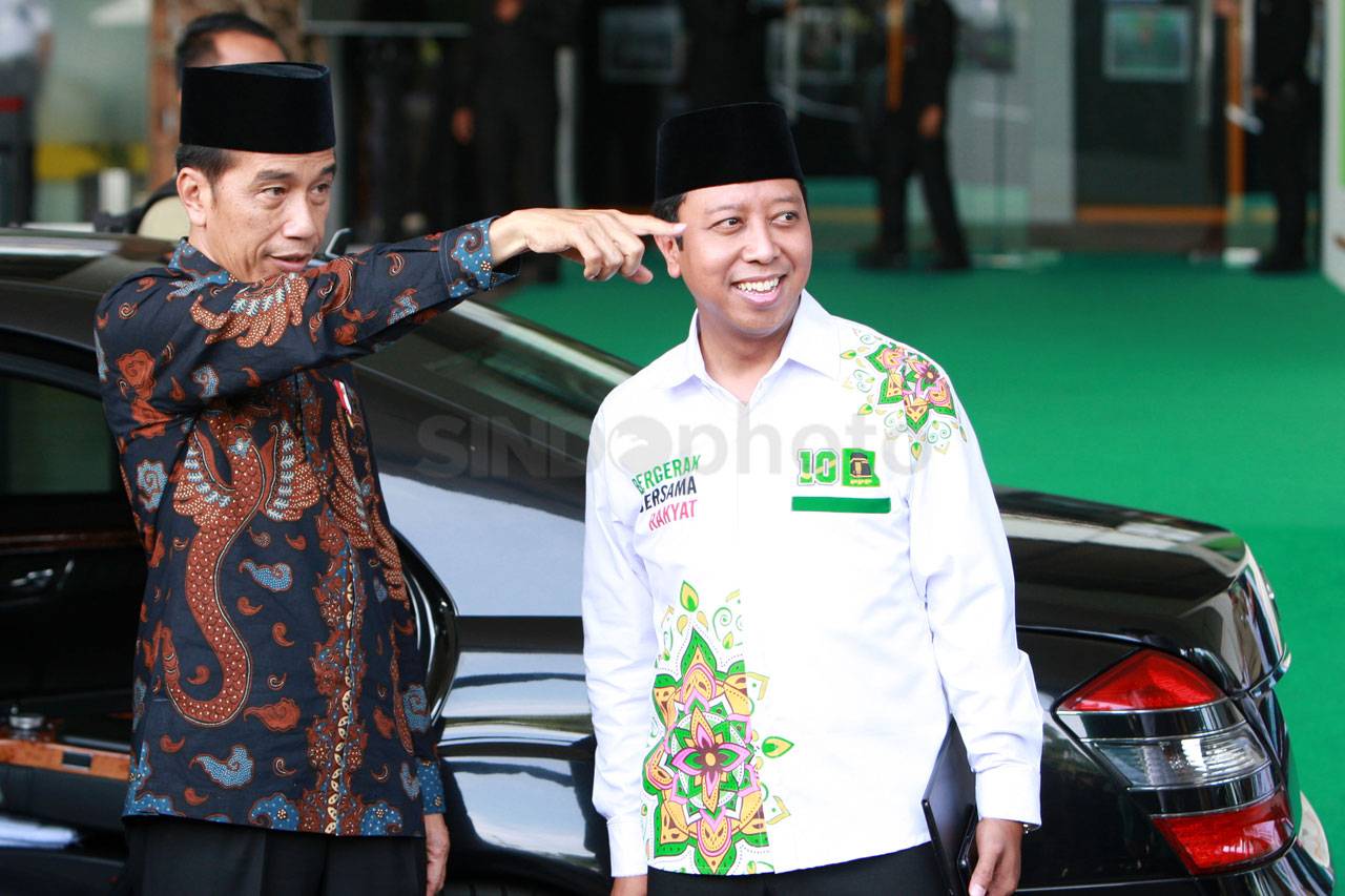 Presiden Jokowi Hadiri...