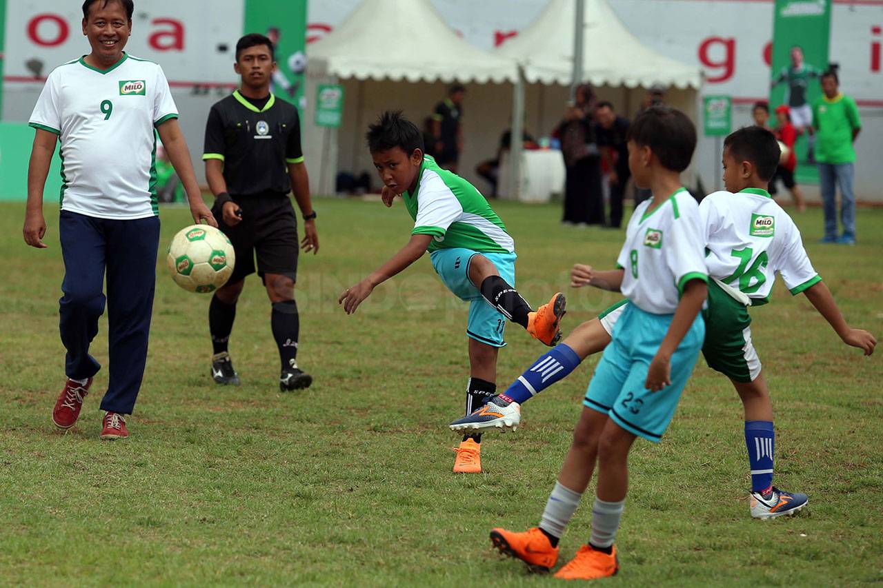 Ponaryo dan Kurniawan...