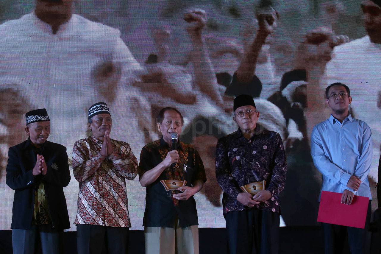 SD Kreatif Berikan Penghargaan...