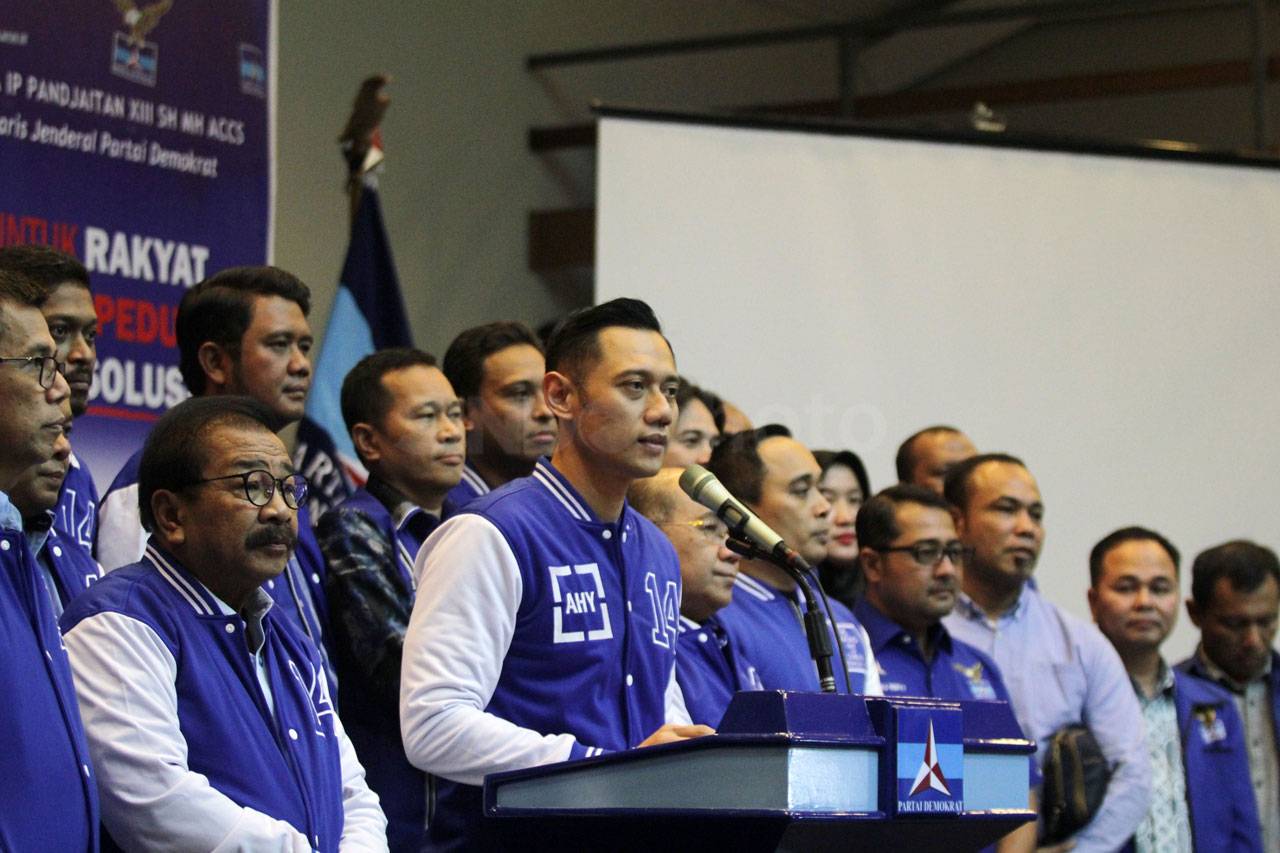 Demokrat Gelar Rapat...