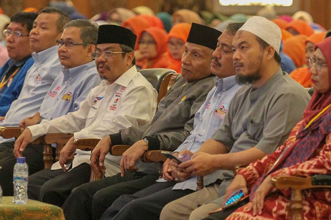 Capres Prabowo Hadiri...