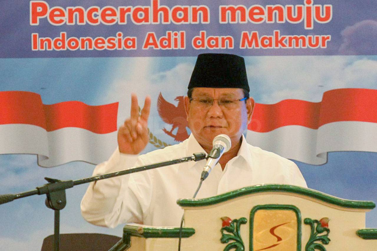 Capres Prabowo Hadiri...