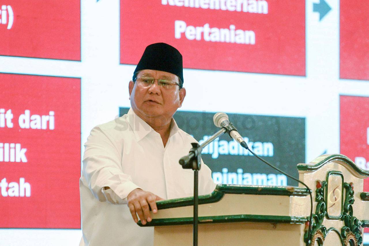 Capres Prabowo Hadiri...