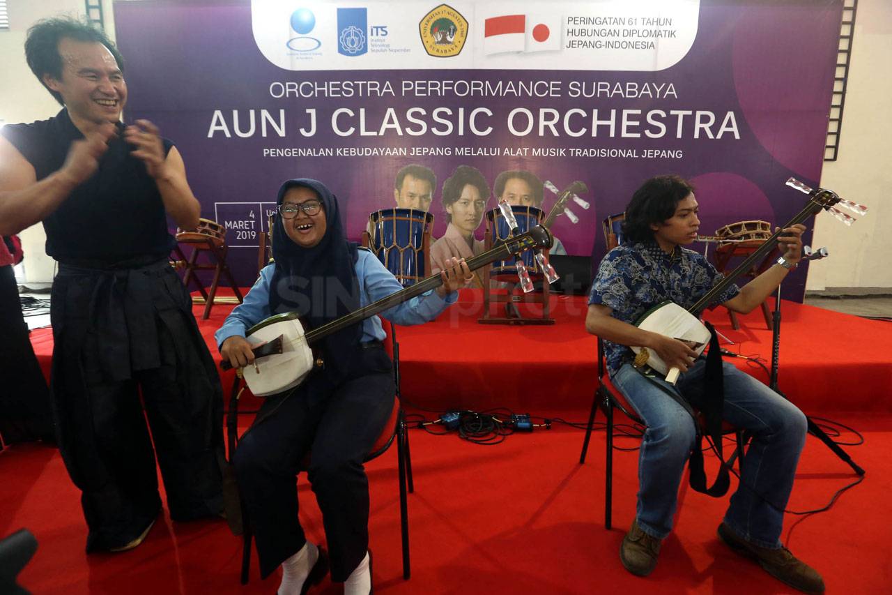 AUN J Classik Orchestra...