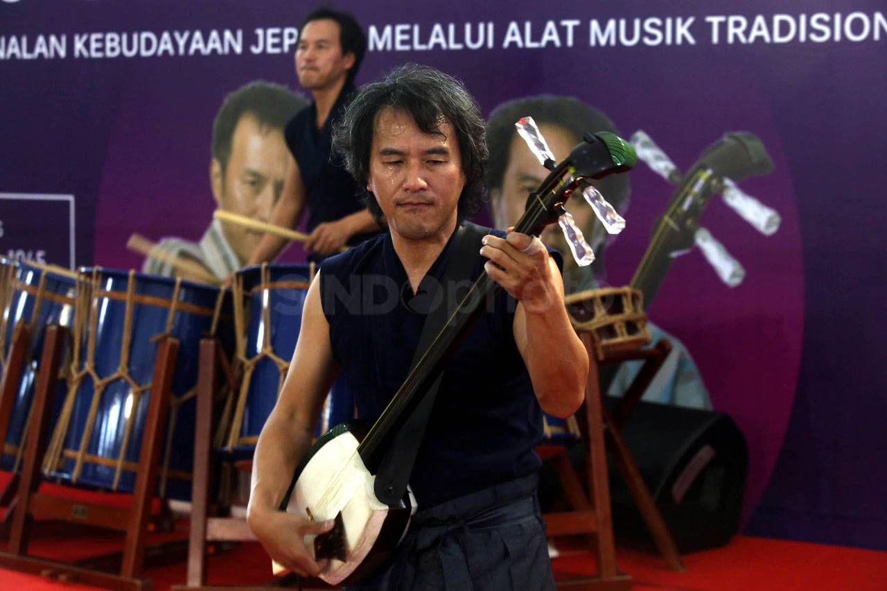 AUN J Classik Orchestra...