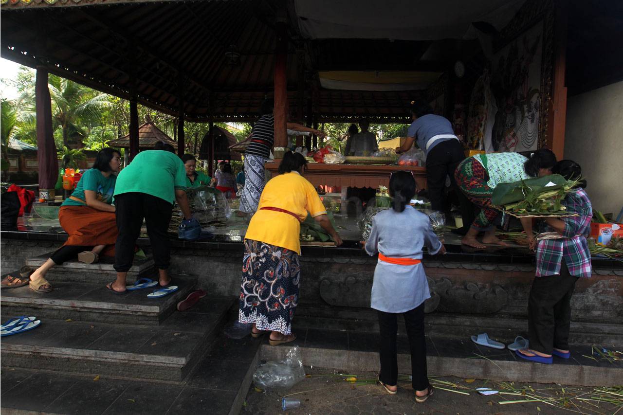 Persiapan Tilem Tawur...