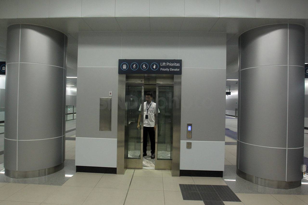 Menanti MRT Ratangga...